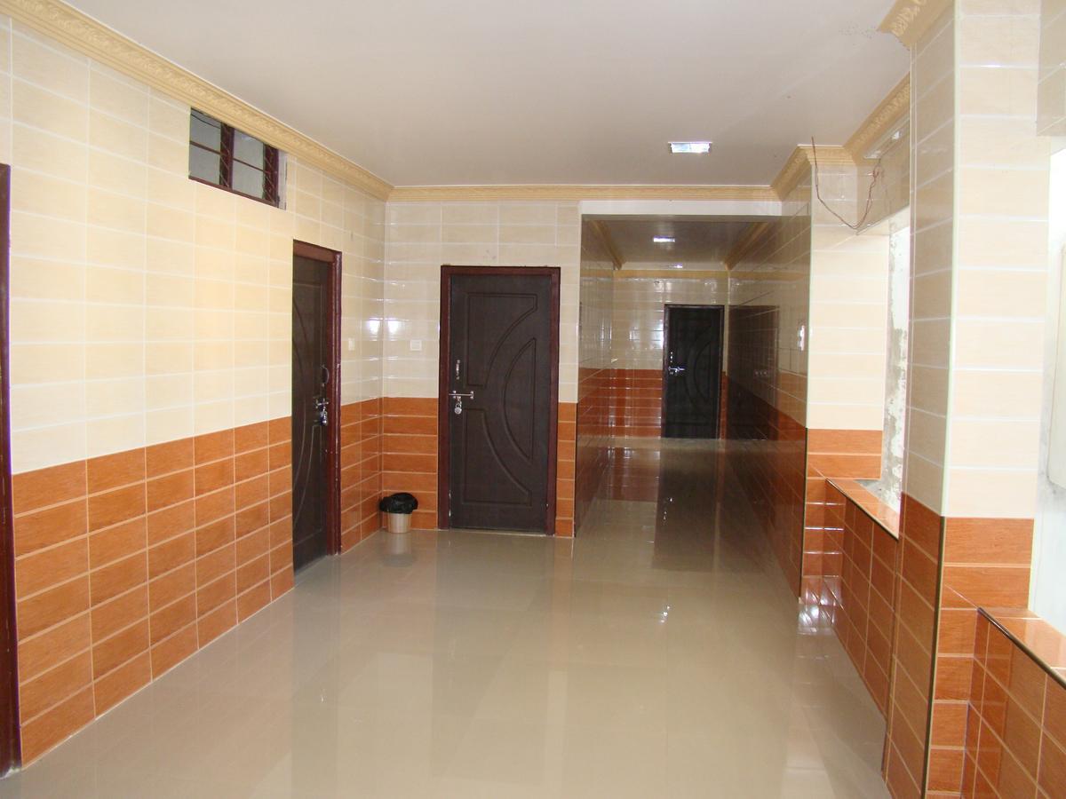 Sreeniketanam Lodge Mādhavaram Exteriör bild