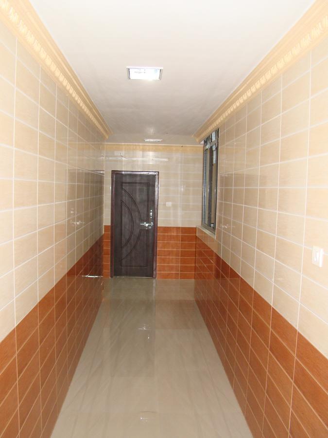 Sreeniketanam Lodge Mādhavaram Exteriör bild